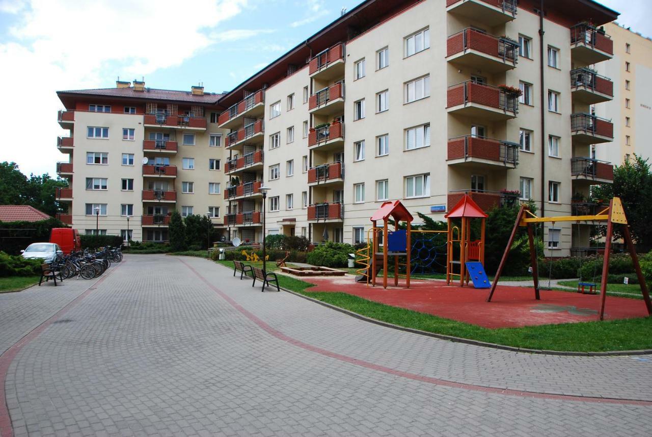 Kasztanowa Apartament Varşovia Exterior foto