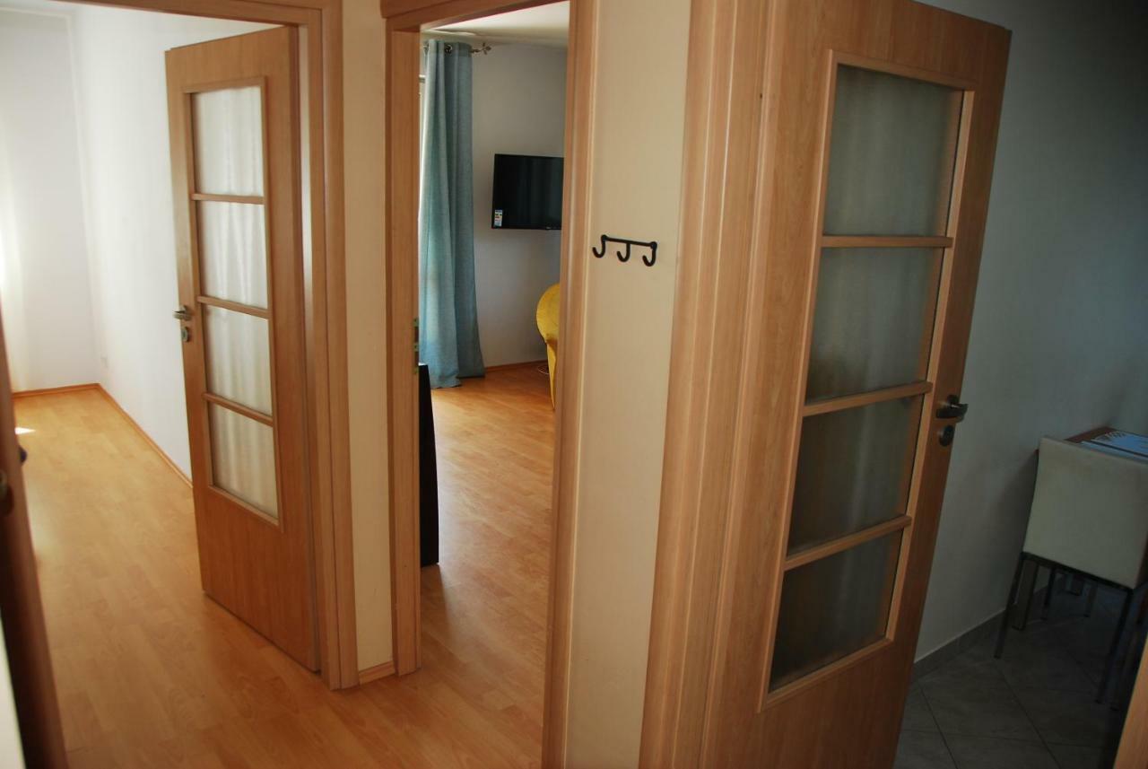 Kasztanowa Apartament Varşovia Exterior foto