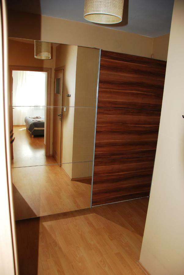 Kasztanowa Apartament Varşovia Exterior foto
